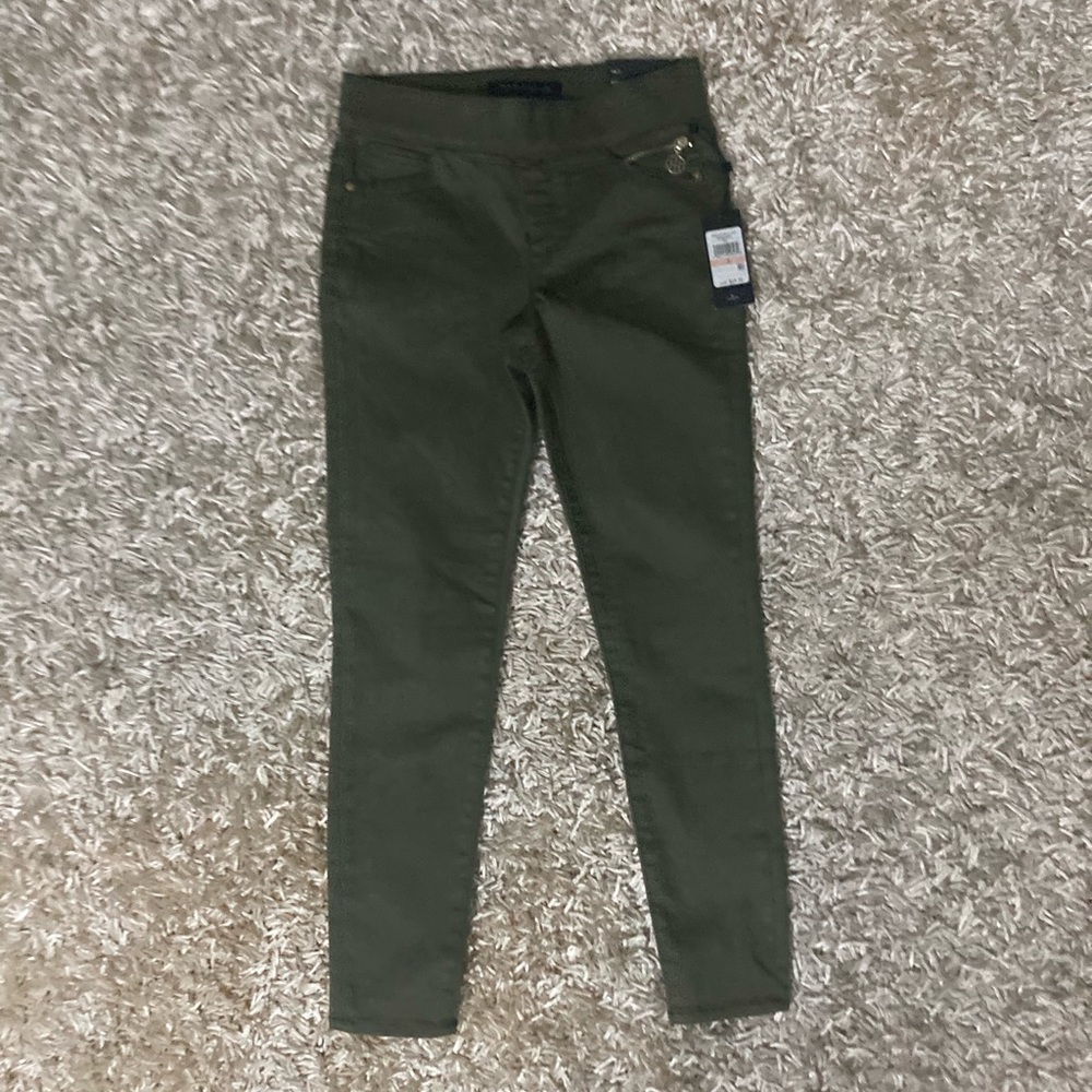 COPY - Brand NEW Tommy Hilfiger skinny green pant.